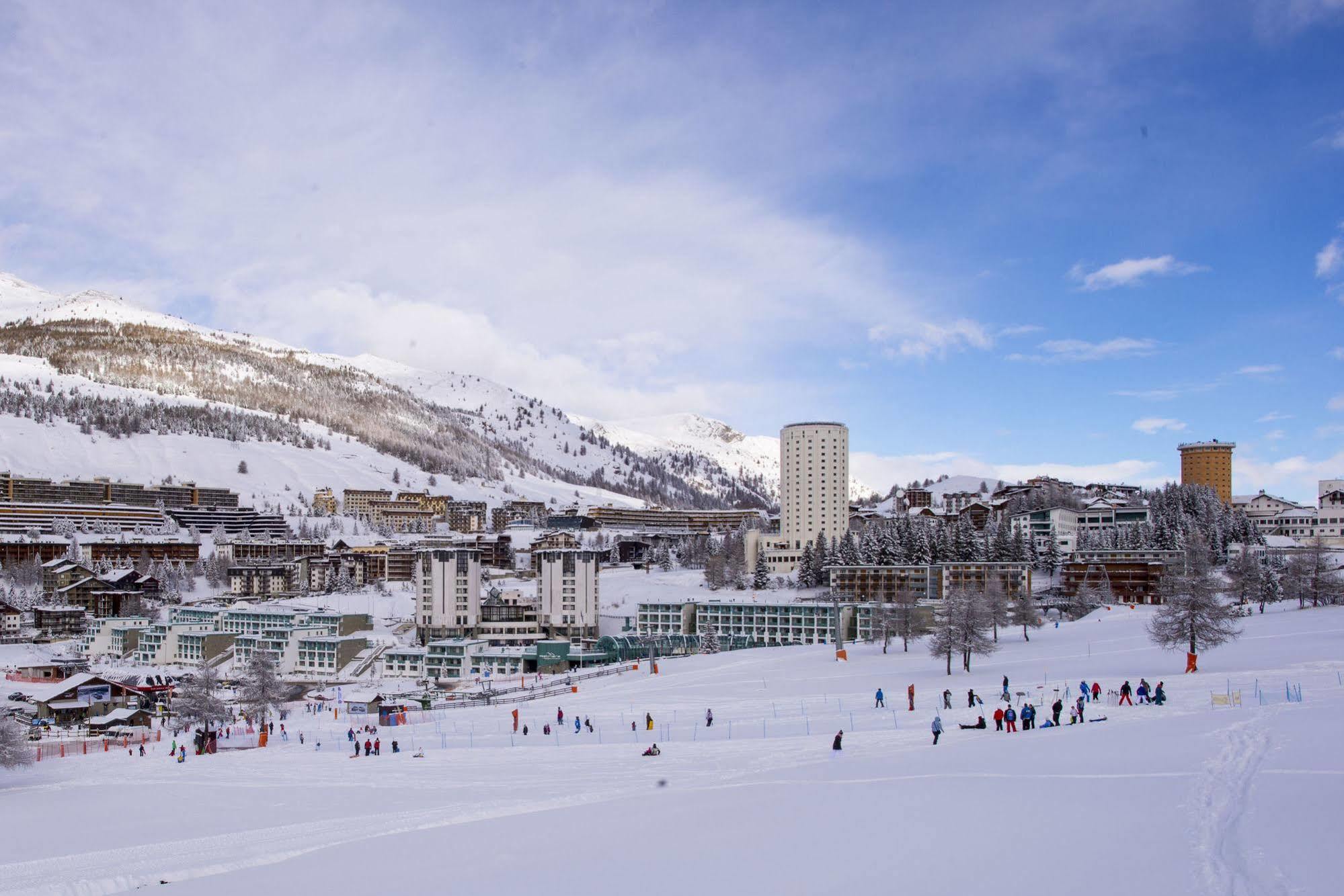 Olimpic Village Th Sestriere Apartments Dış mekan fotoğraf