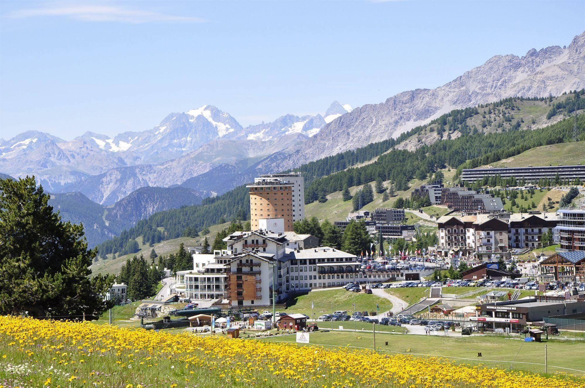 Olimpic Village Th Sestriere Apartments Dış mekan fotoğraf