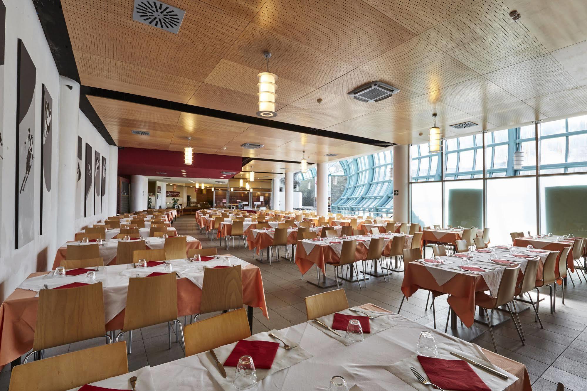 Olimpic Village Th Sestriere Apartments Dış mekan fotoğraf